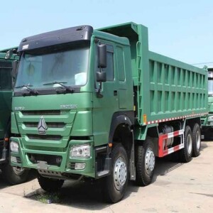 12-Wheel Dump Truck 16 – 25 tons