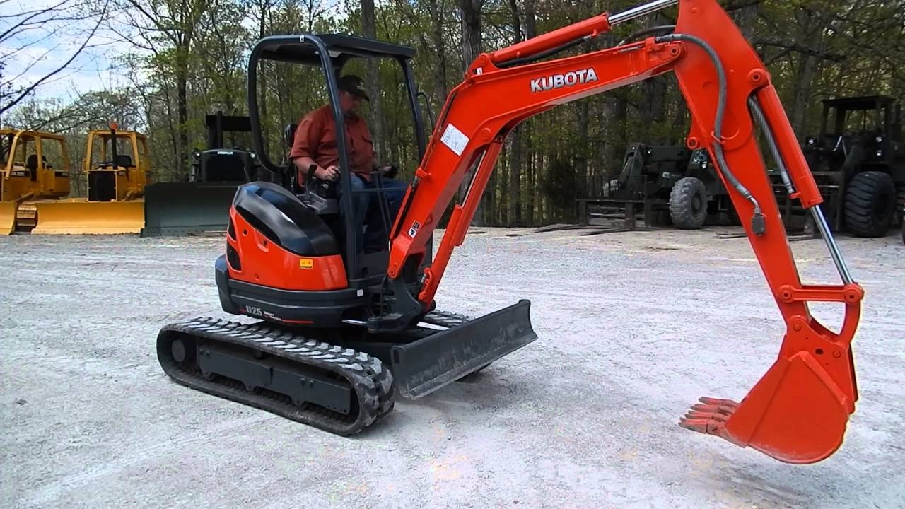 Kubota U25S - Image 2