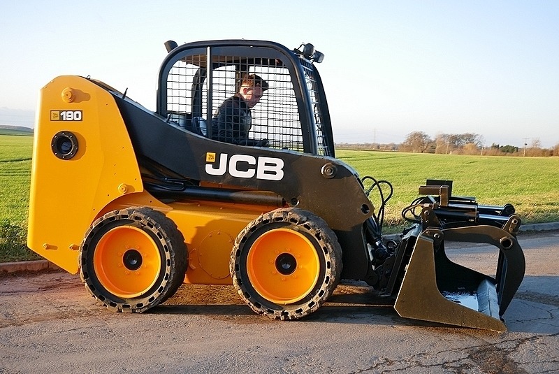 JCB 190
