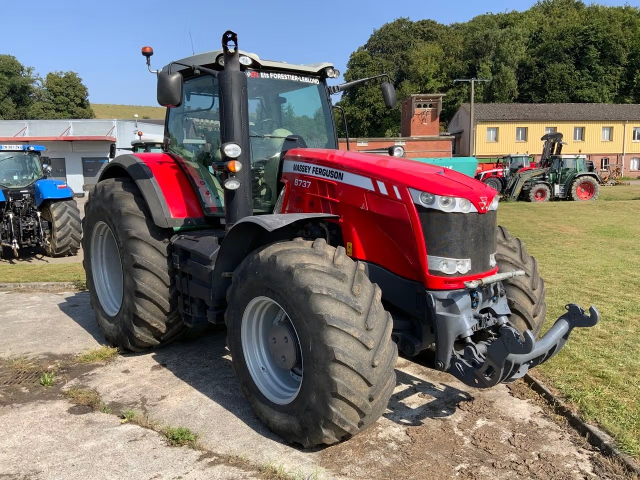 Massey Ferguson 8600 Tractor - Image 2