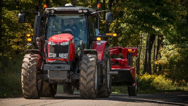 Massey Ferguson 6600 Tractor - Image 2